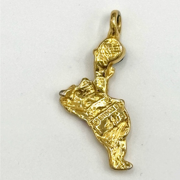 Gold and Red Bear Pendant with Green Gem - Picture 2 of 4